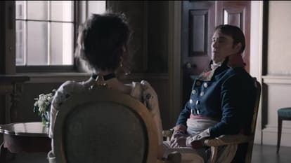 Napoleon Movie Review in Hindi Ridley Scott David Scarpa vanessa kirby joaquin phoenix