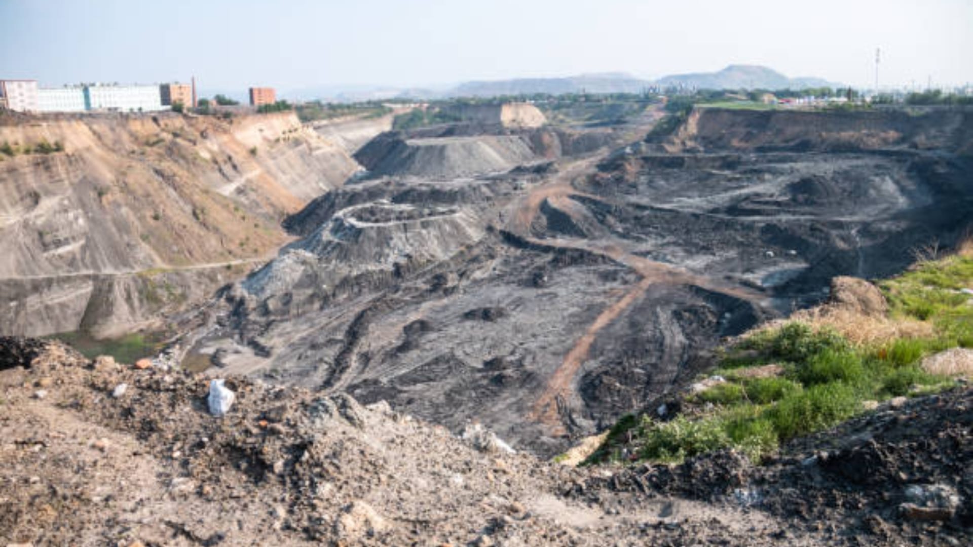 zimbabwean women miners only women get jobs in this aquamarine mining sector in zimbabwe
