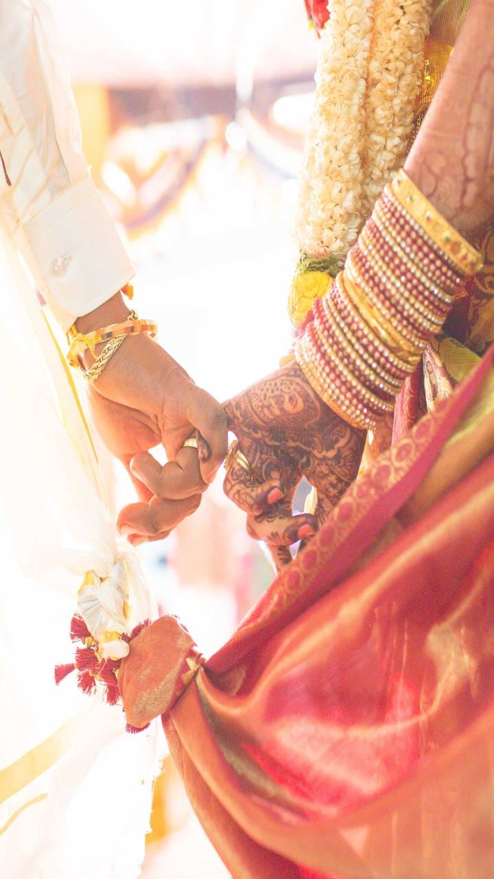UP: Groom sister-in-law goes parents house with bride jewellery, complaint to police
