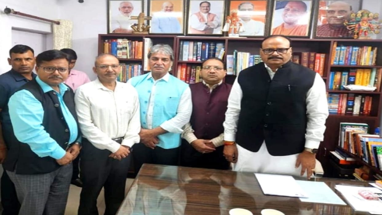 IMA doctors met Deputy Chief Minister and Atul Pradhan launched signature campaign