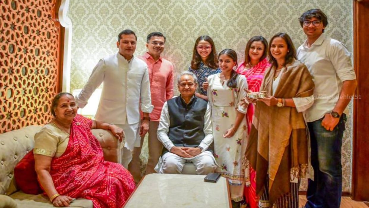 Rajasthan Election 2023: After voting, Gehlot verbally attacked the Prime Minister