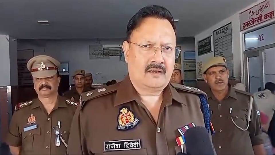 Rampur encounter: Animal smugglers encounter with police Tanda, three accused shot leg