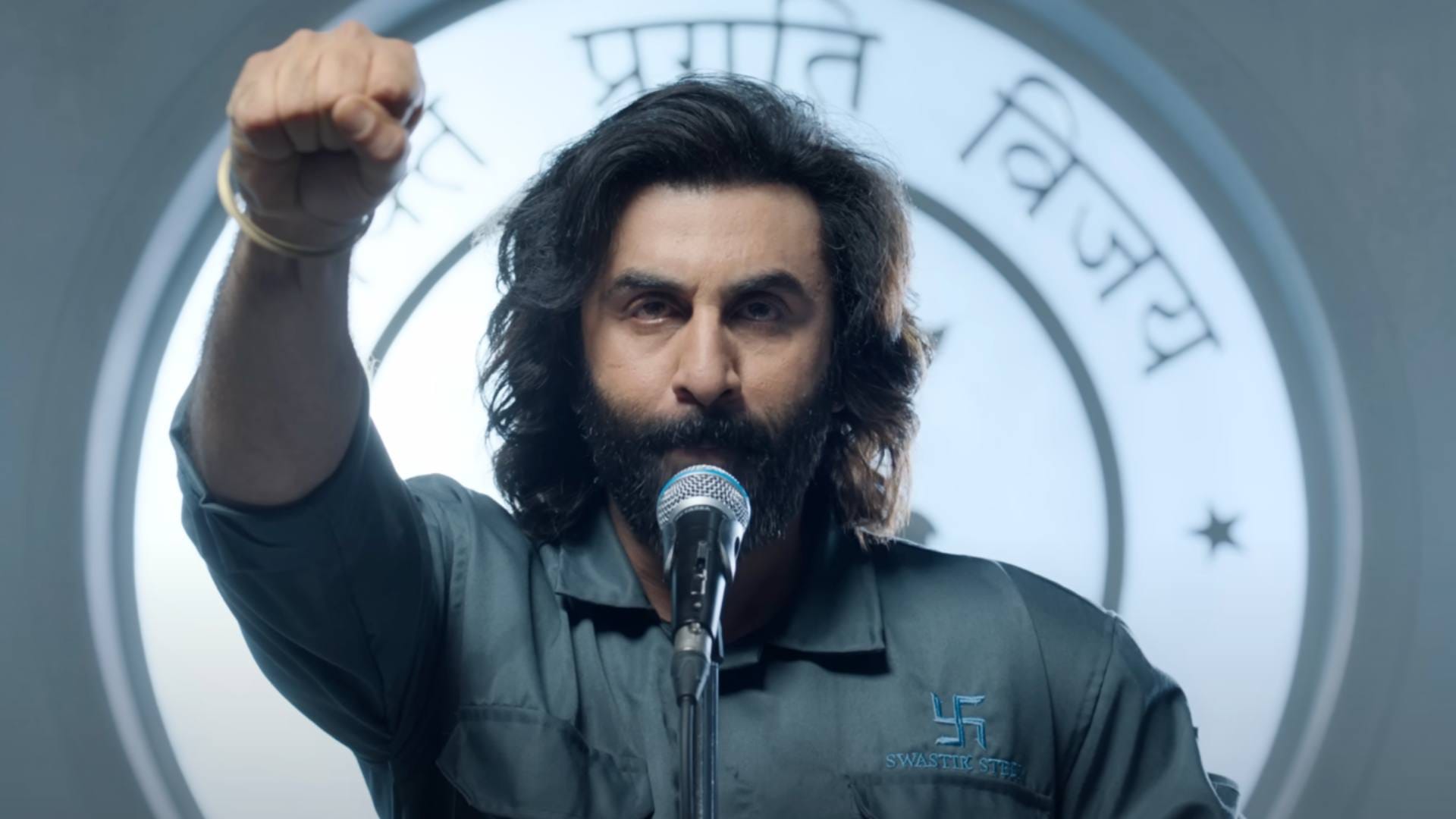 Bobby Deol Animal Actor trolled For Visiting Delhi Bangla Sahib Gurudwara In open button Shirt viral video