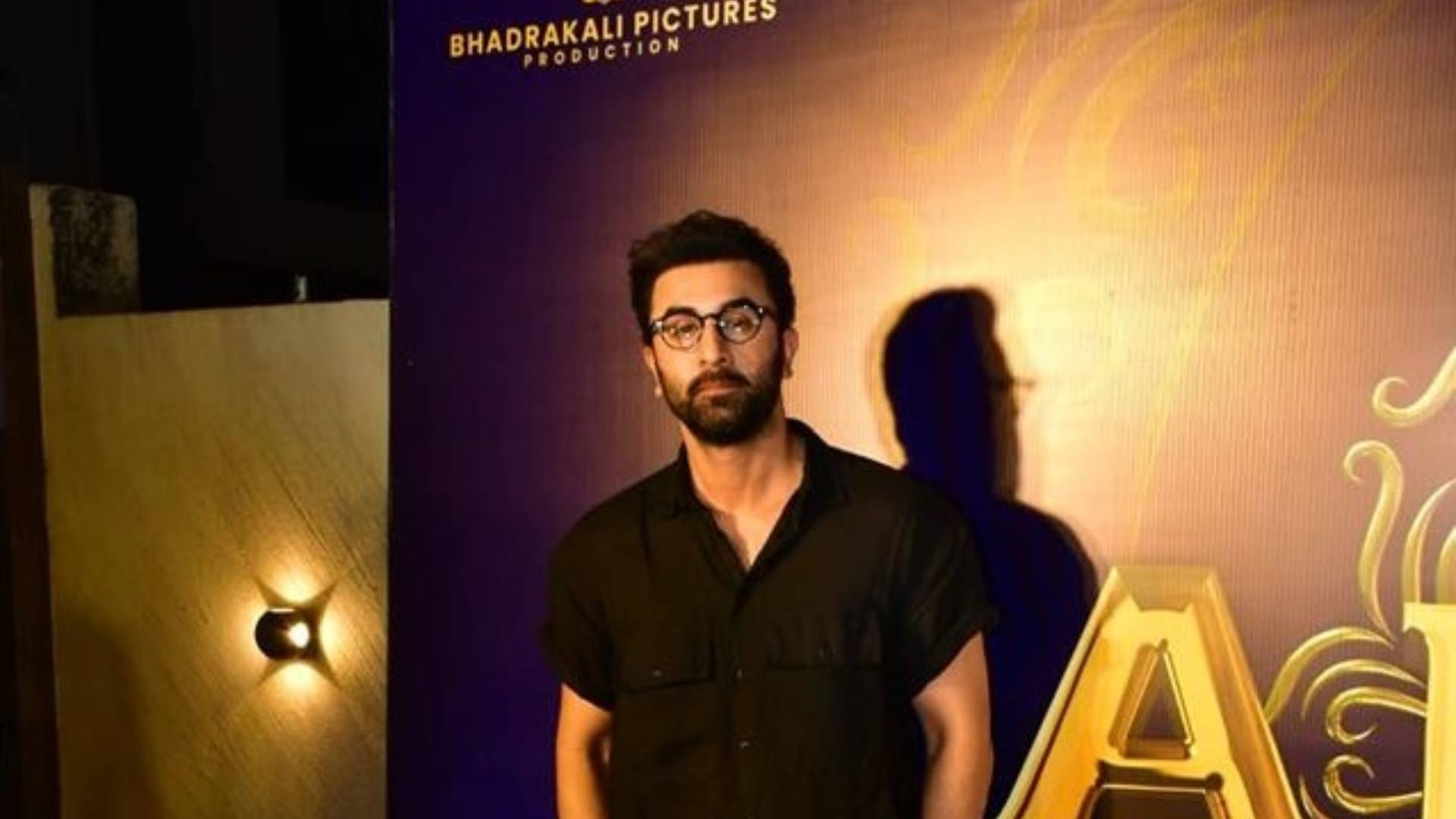 Celebs Love to Eat Homemade Food Deepika Padukone Shah Rukh Khan Ranbir Kapoor Priyanka Chopra Hrithik Roshan
