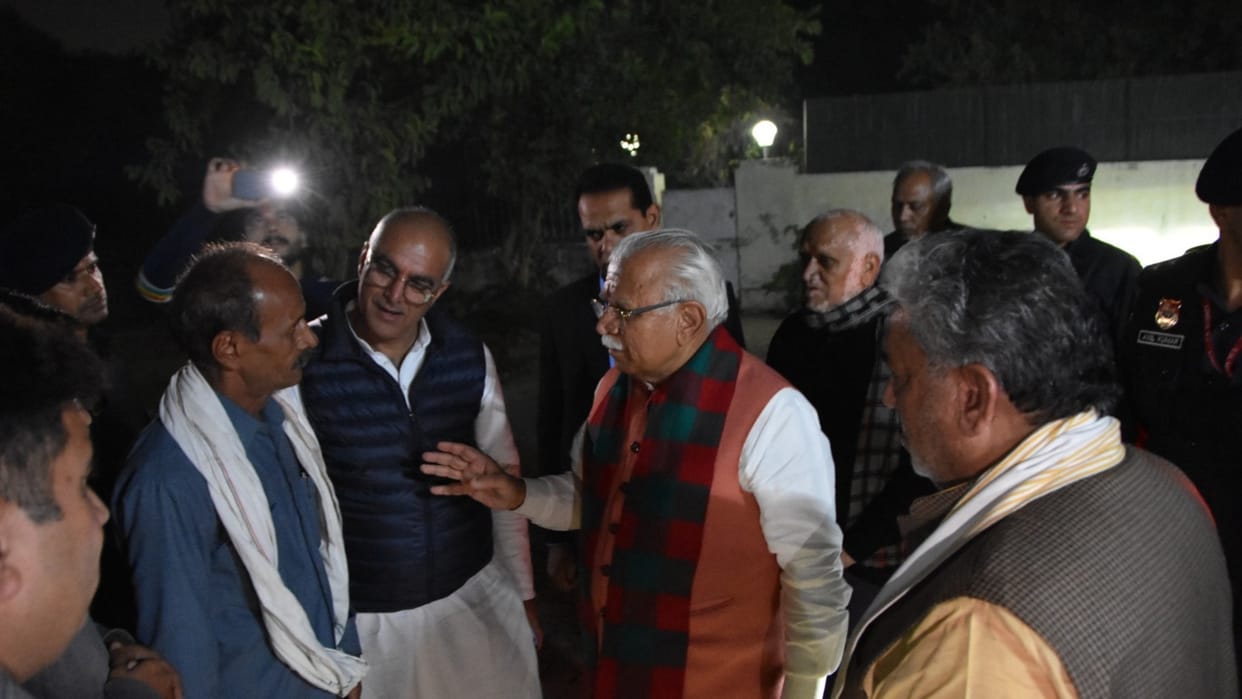 Haryana: CM Manohar reached Panipat late night