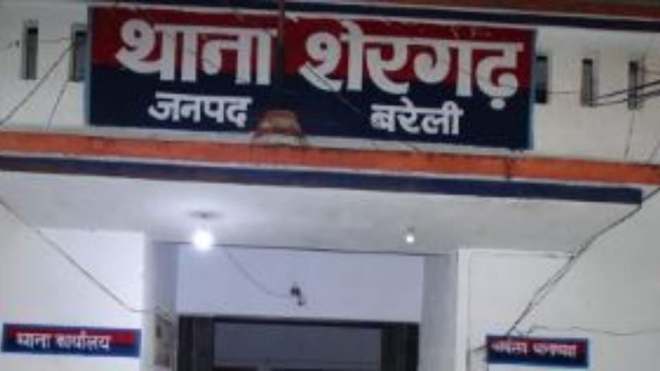 SSP suspended two inspectors for demanding bribe in Bareilly