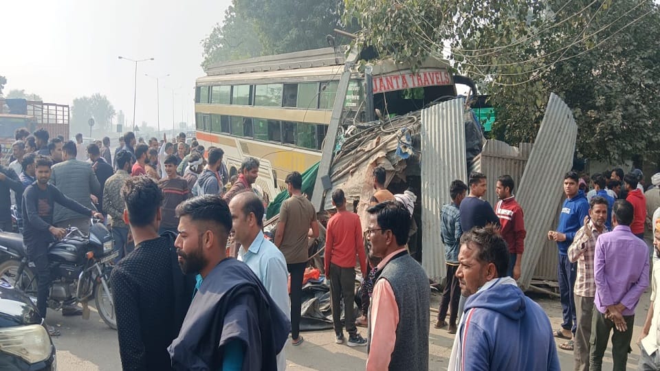 high-speed sleeper bus entered the kiosk creating a stampede death of one