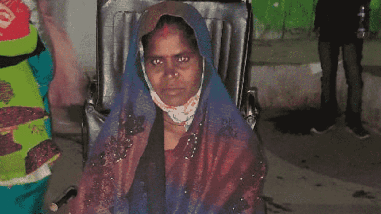 Doctor shifted to another hospital without seeing the pregnant woman