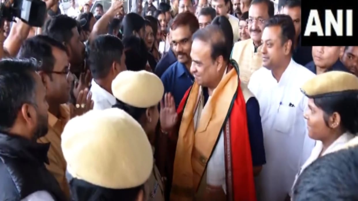 Assam CM Himanta Biswa Sarma arrives Bhubaneswar airport receives warm welcome from BJP party leaders