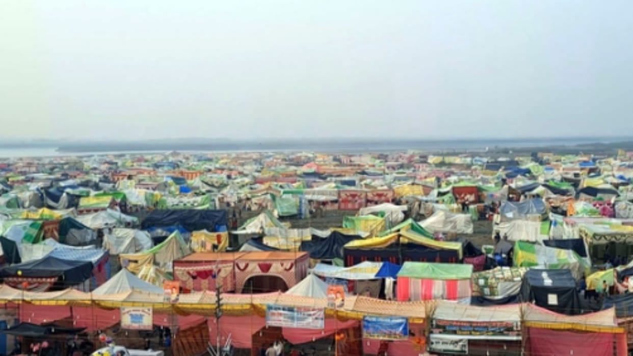 Bijnor: Flood of faith started surfing on the banks of Mother Ganga, 50 thousand devotees arrived