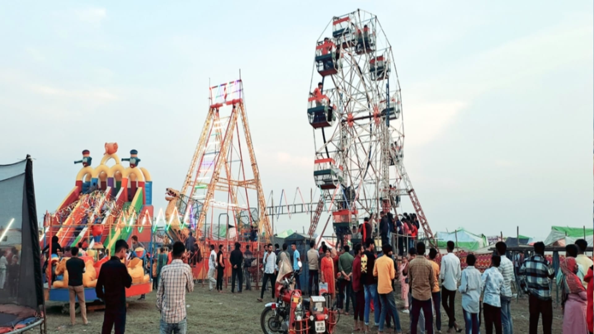 Bijnor: Flood of faith started surfing on the banks of Mother Ganga, 50 thousand devotees arrived