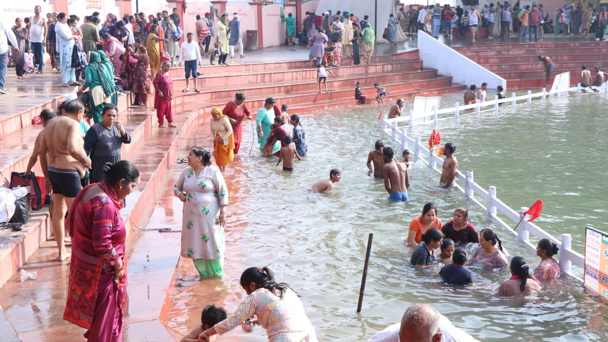 Kapalmochan Fair: Devotees gathered for Kartik Purnima bath