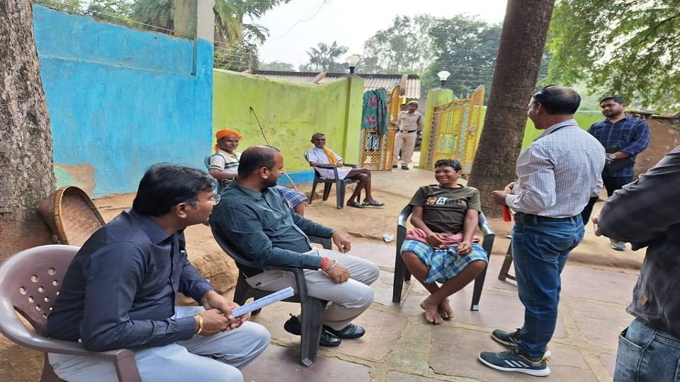 Collector took stock of the survey of Cataract Free Bastar Campaign in Jagdalpur