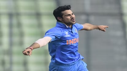 IPL 2024: अब रॉयल चैलेंजर बंगलूरू से खेलेंगे हिमाचल के मयंक डागर Cricketer Mayank Dagar play from team of Royal Challengers Bangalore in IPL 2024