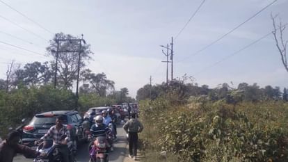 Dehradun News: चाय बगान के पास मिली दो लाशें, नाली में एक दूसरे से लिपटे हुए थे महिला और पुरुष के शव Dehradun Crime Couple Murder man and a woman Dead bodies were found in the tea garden Premnagar police