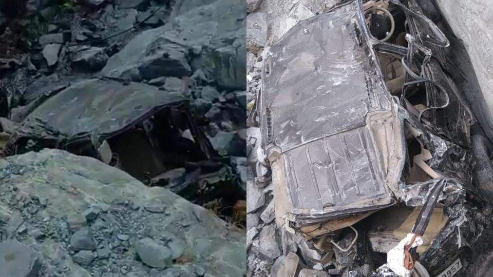 UP: Car of Bilaspur youth who had gone to visit Nainital fell into a ditch, five youth died.