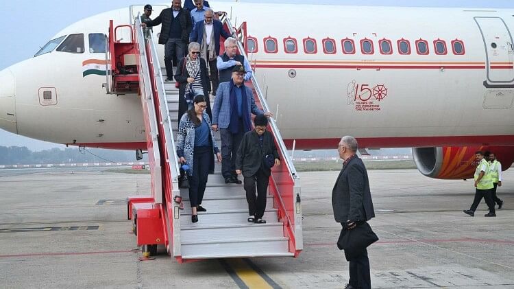 Ambassadors and diplomats of over 70 countries arrive in Varanasi on the occasion of Dev diwali