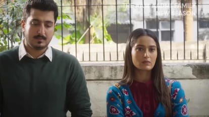 Aam Aadmi Family S4 Review in Hindi by Pankaj Shukla Zee5 Himali Shah Brijendra Kala Lubna Salim TVF Chandan