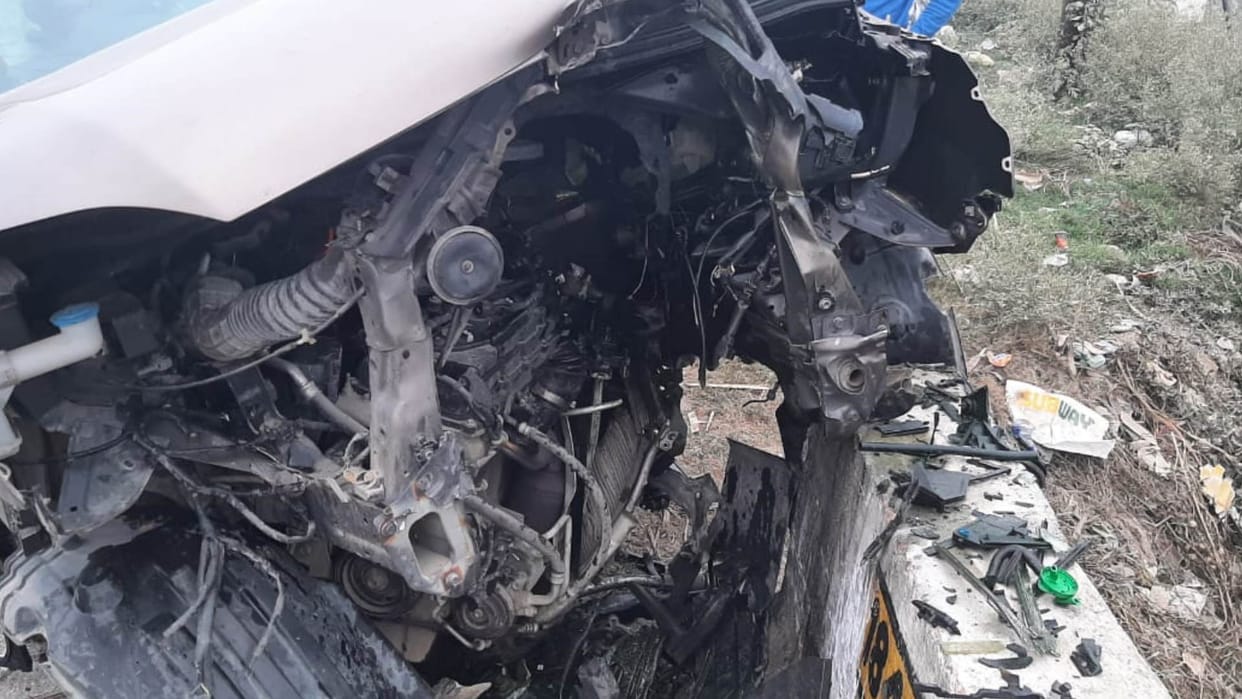 Car going from Haridwar to Delhi collided with a culvert near the highway three people died in Accident