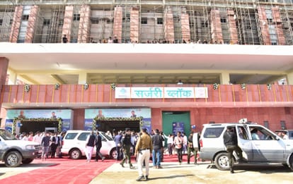 Darbhanga News: CM Nitish Kumar inaugurates 400 bed surgical block, 100 bed mother and child hospital