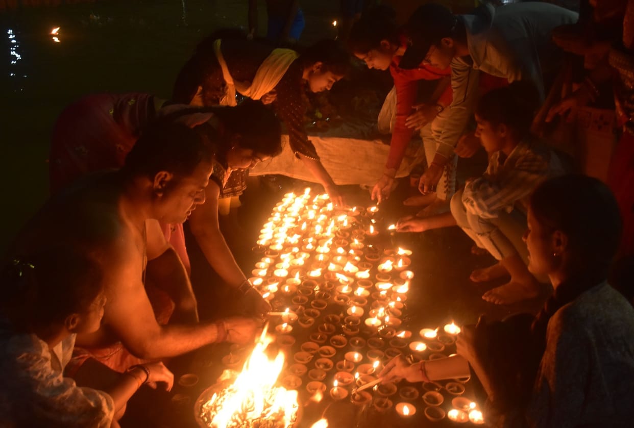 Dev Diwali: Saryu beach illuminated with the glow of lamps