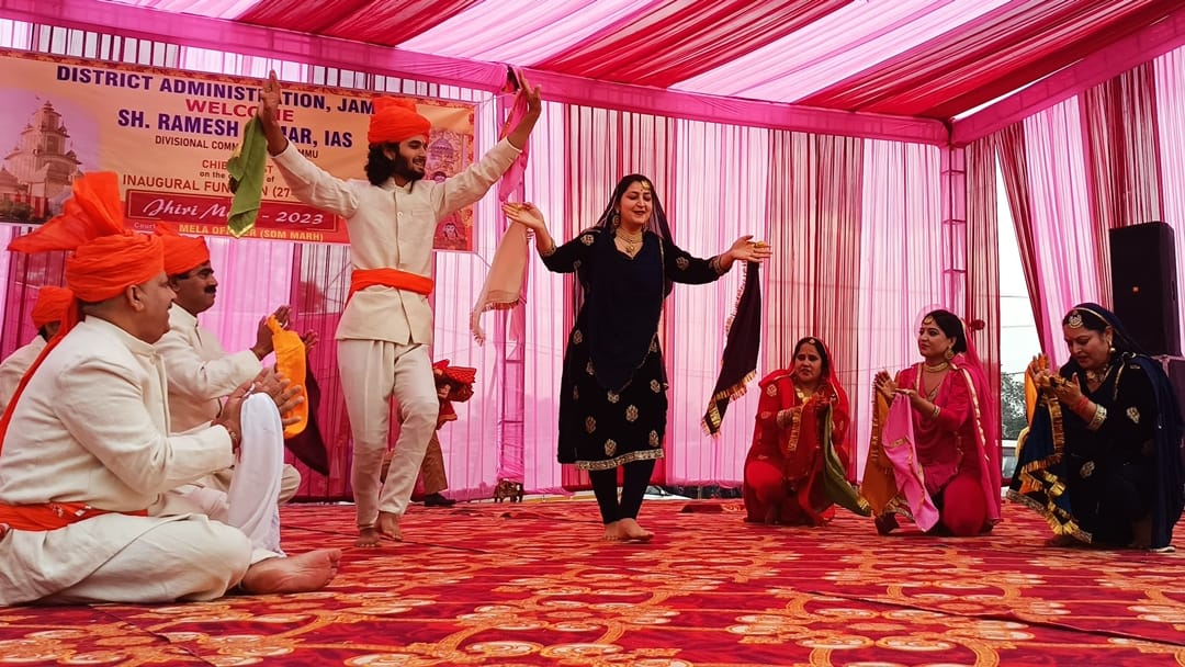 Jhiri Mela 2023: thousands fo devotees reached at Jhiri Mela took dip of faith in the harsh weather