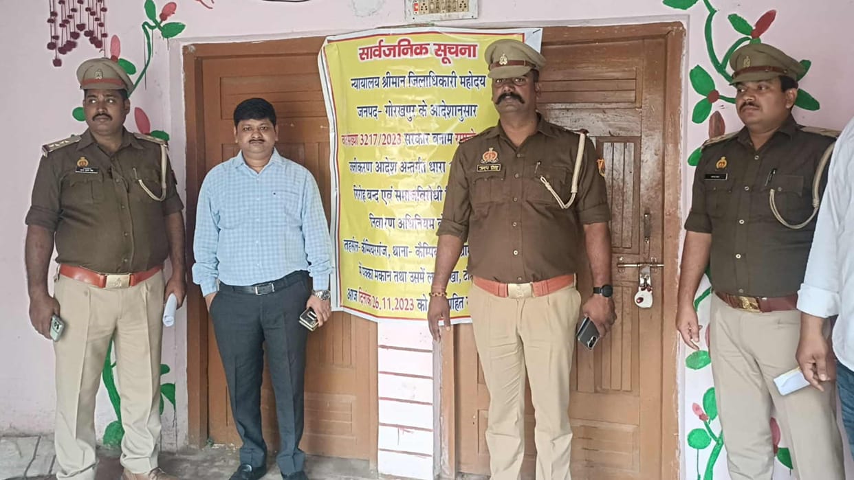 Property of fraud accused seized in Gorakhpur
