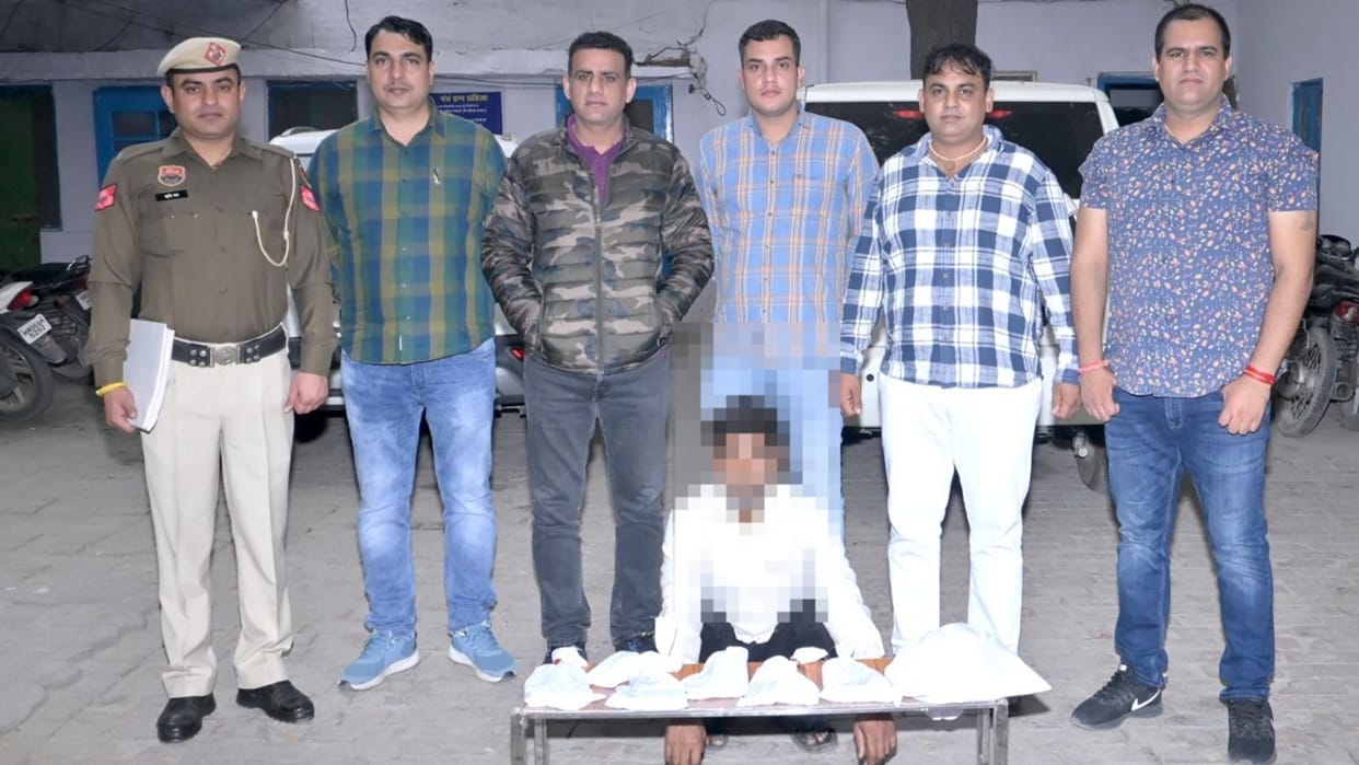 Panipat: Suspicious youth arrested with five pistols and six magazines