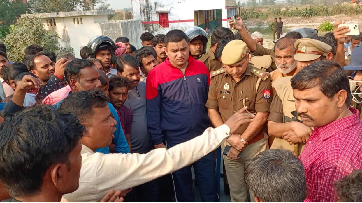 Kidnapped teenager killed road blocked in protest