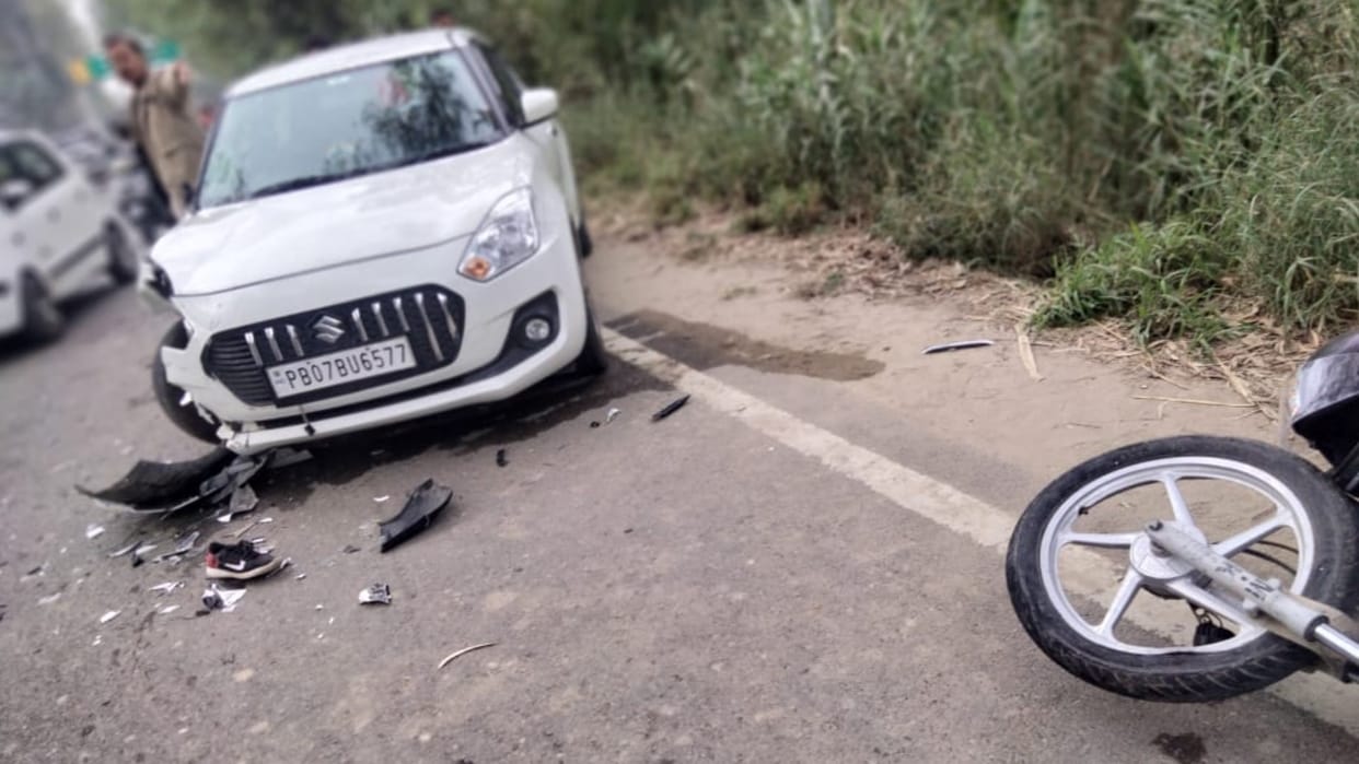 One killed as car crashes into bike in Una Himachal Pradesh