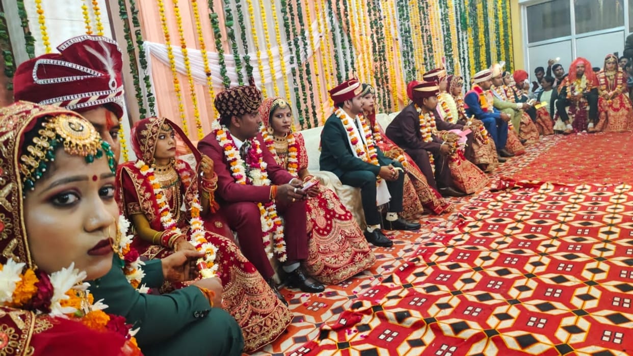 Rajasthan eunuch Neetu Mausi got 10 poor daughters married In Bharatpur