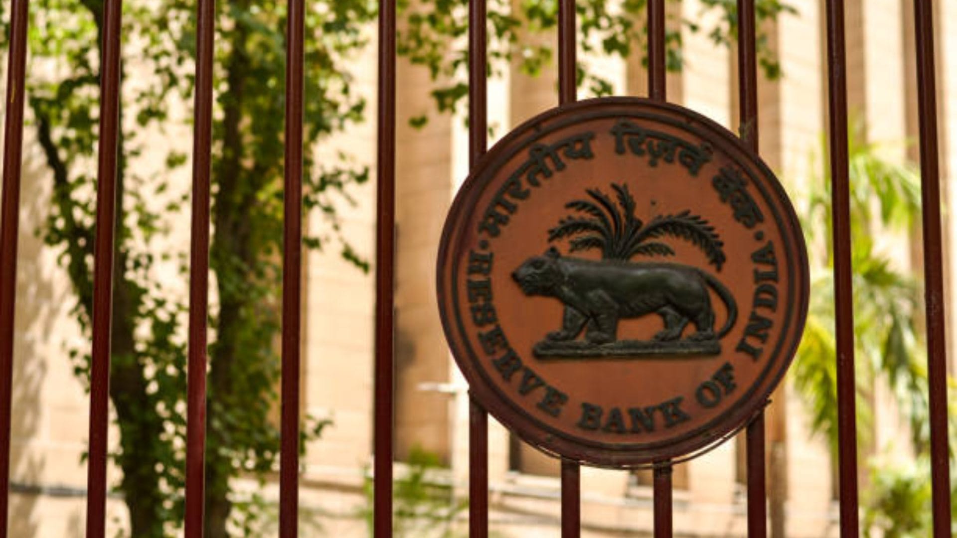 RBI Guidelines: rbi this rule help you to avoid become loan defaulter know the details