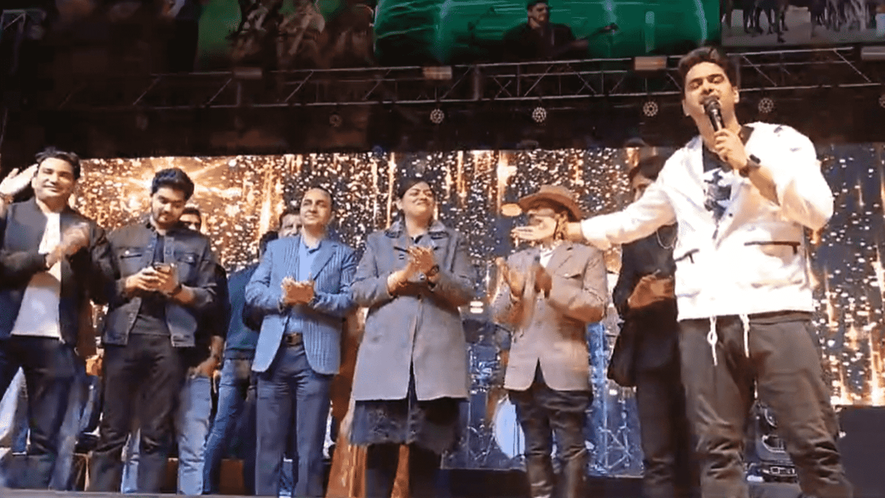 Singer Amit Mishra reached Pushkar fair