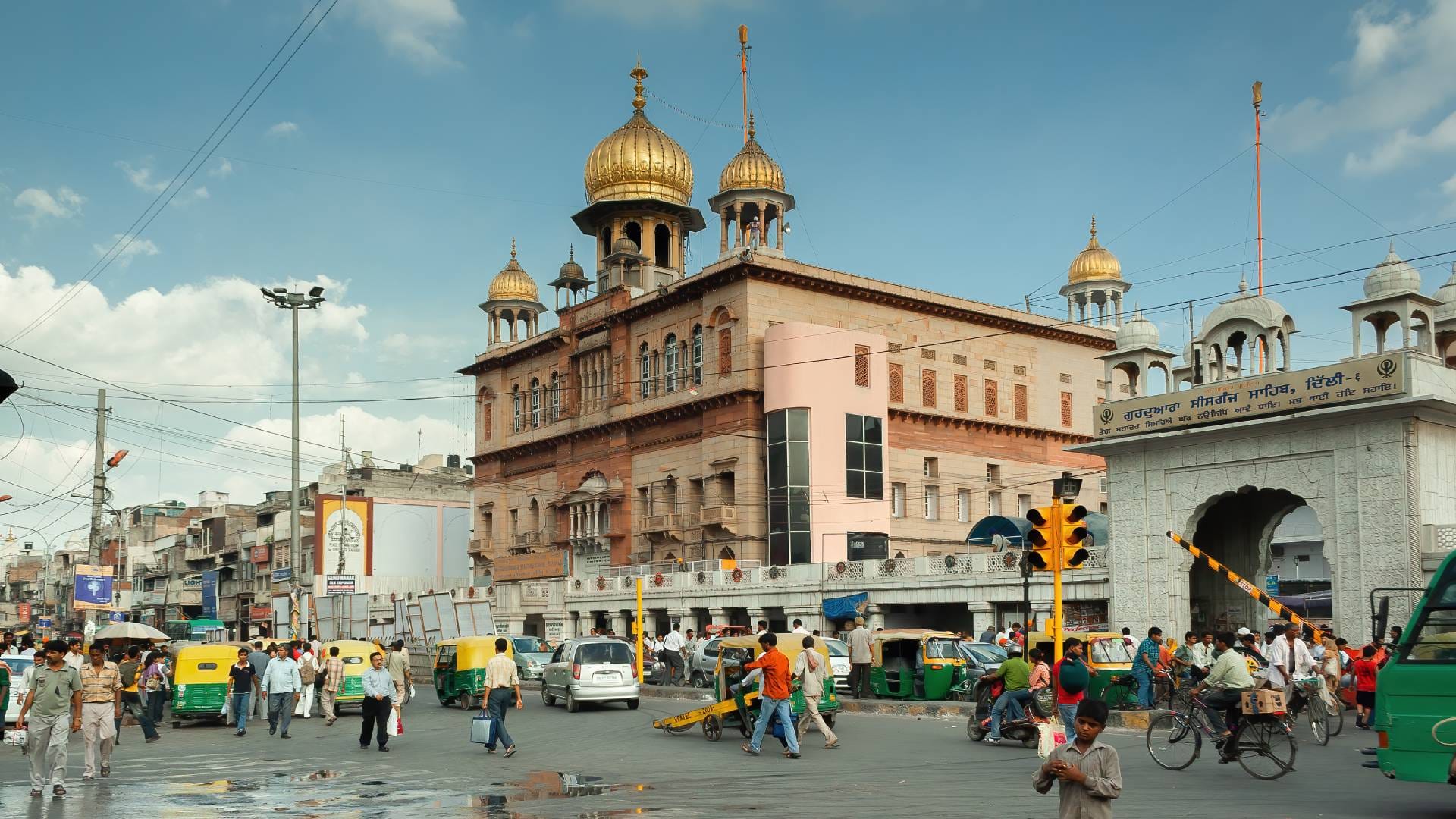 Guru Nanak Jayanti 2023: Visit these famous grurudwaras of Delhi