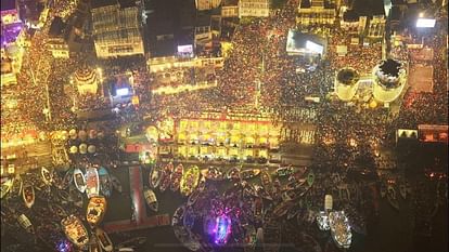 dev diwali varanasi 2023 Dev Diwali in Shiva Kashi 21 lakh lamps lit Amazing view of Cracker Show across Ganga