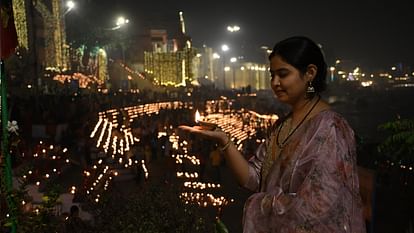 dev diwali varanasi 2023 Dev Diwali in Shiva Kashi 21 lakh lamps lit Amazing view of Cracker Show across Ganga