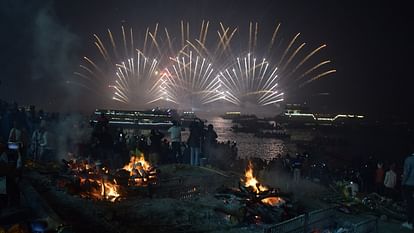 dev diwali varanasi 2023 Dev Diwali in Shiva Kashi 21 lakh lamps lit Amazing view of Cracker Show across Ganga