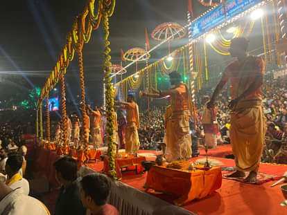 Jahnavi Seva Samiti performed special aarti of Ganga on Dev Diwali, organizing the event every year for twenty