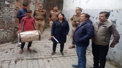 hotel demolished bulldozer Six properties worth Rs 10.30 crore of BSP leader Anupam Dubey attached Farrukhabad