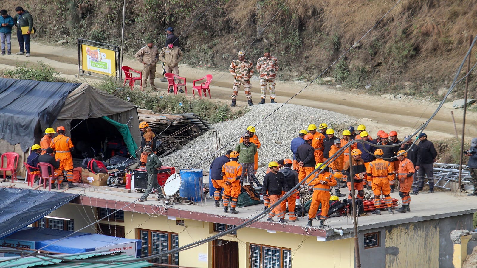 Uttarkashi Tunnel Rescue Workers struggle on the verge of success