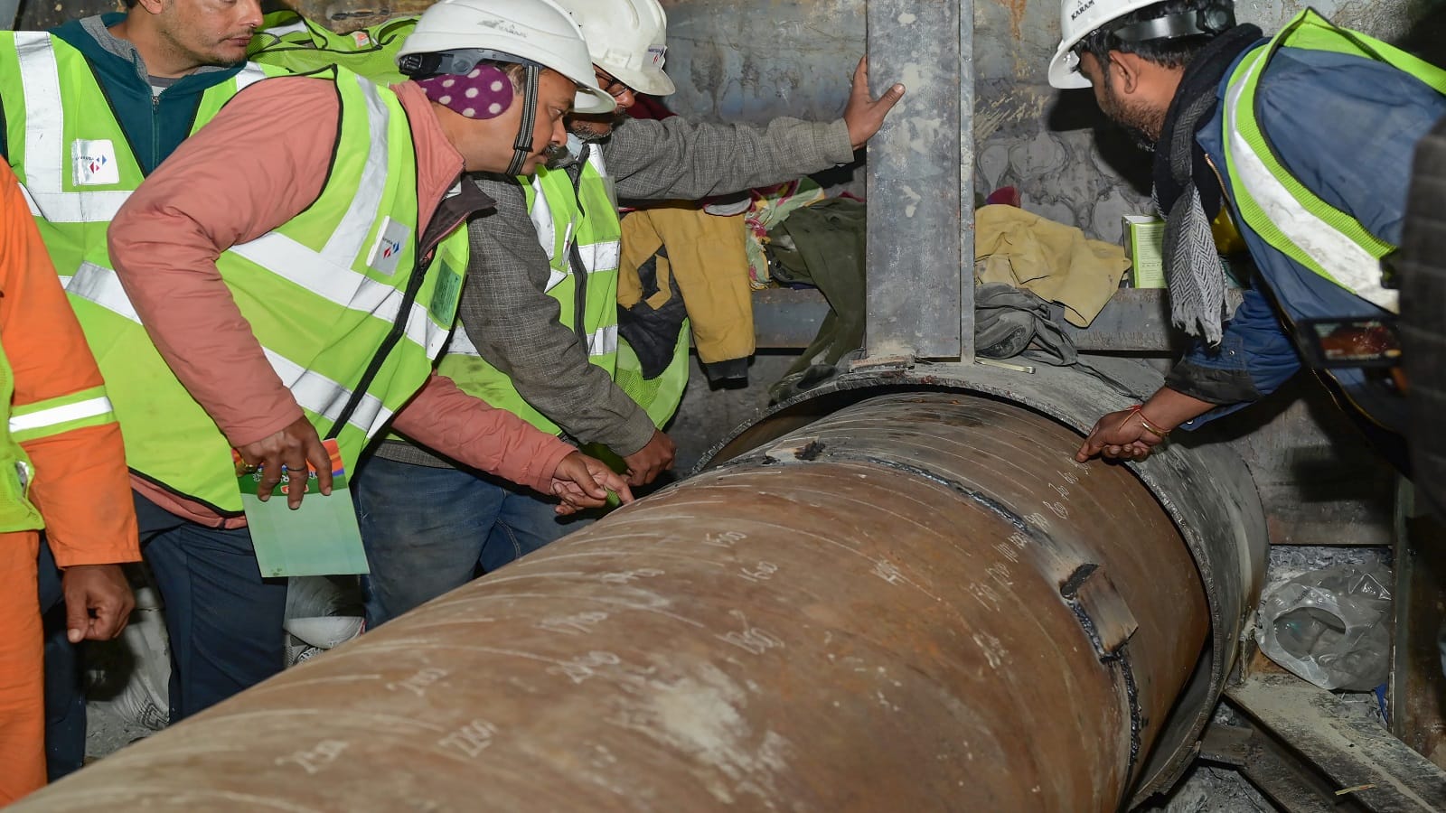 Uttarkashi Tunnel Rescue Workers struggle on the verge of success