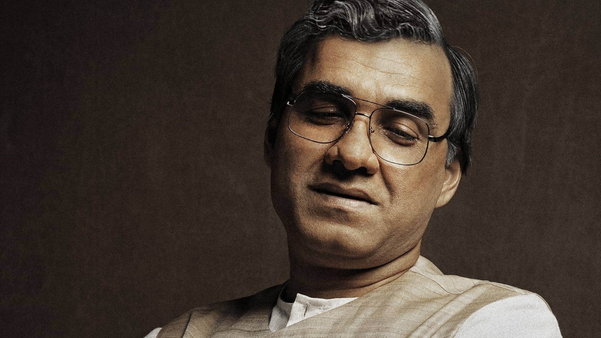 Before the release of Main Atal Hoon Pankaj Tripathi was seen with school children visited Atal Setu