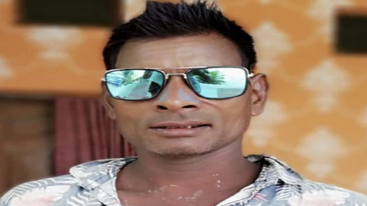 Laborer dies in road accident at Deoria