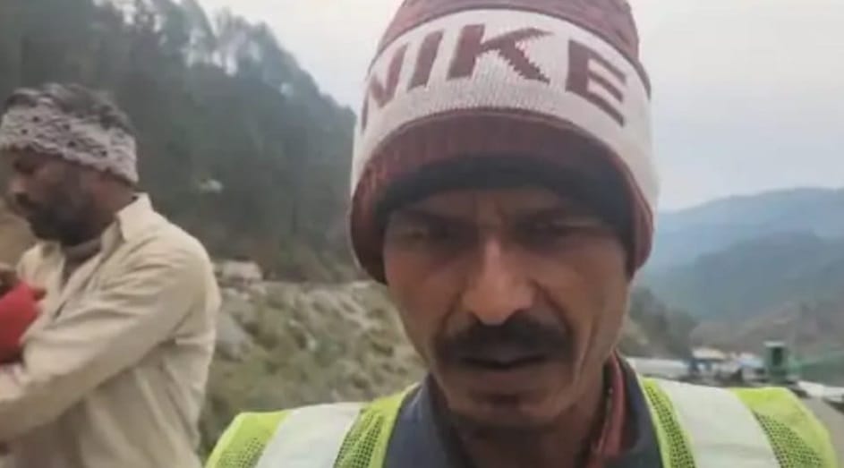 Jhansi artisans started digging on rat hole mining method to save laborers in Uttarkashi