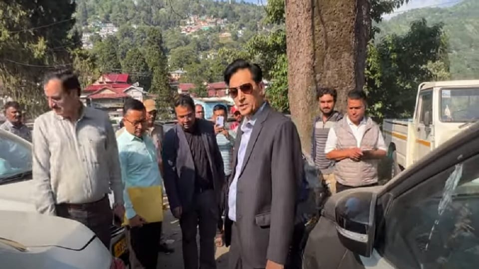 IAS Deepak Rawat video viral in nainital