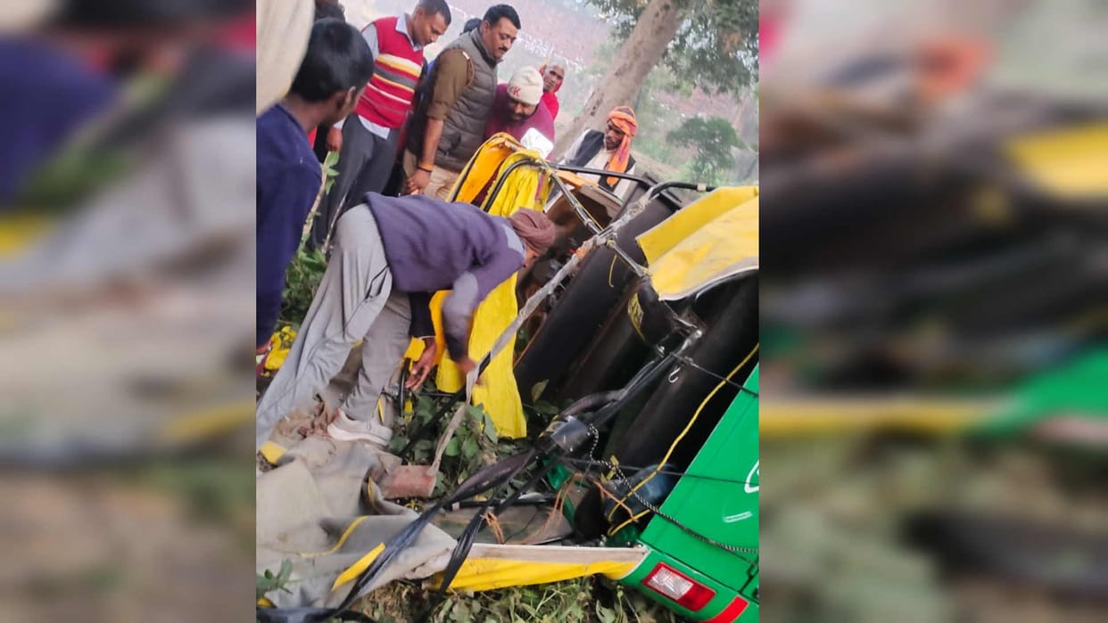 Accident in Deoria Woman dies after being hit by tempo five injured