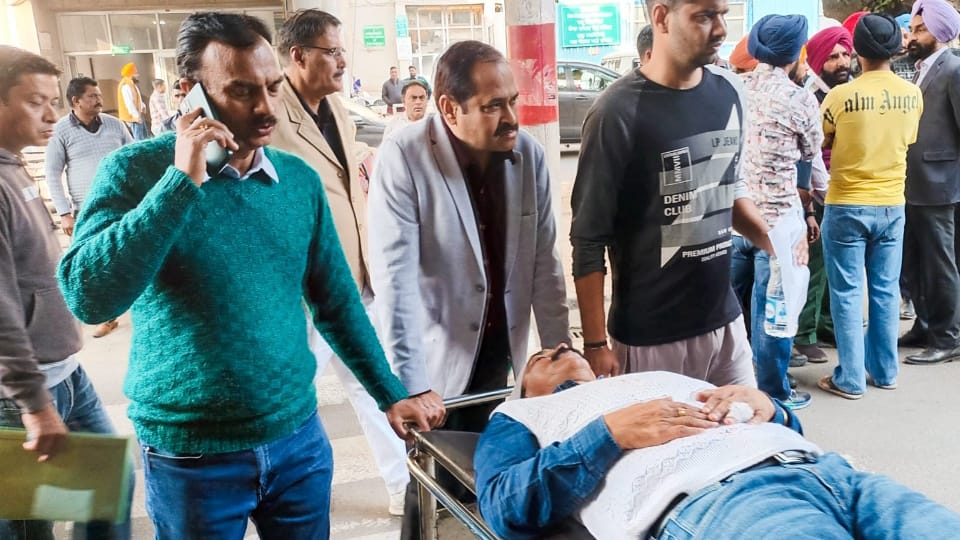 Head master of Government High School Chandigarh Sector 19 attacked by student
