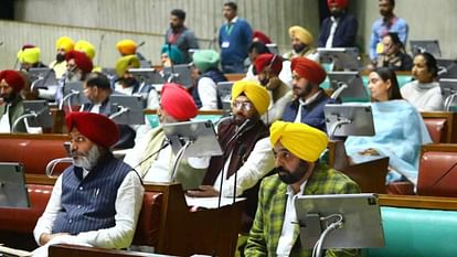 Congress creates ruckus in Punjab Assembly on farmers issue