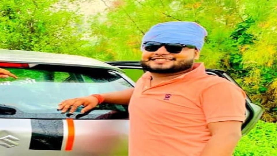 twelve rounds fired on Rewari youth, All three gone to Rajasthan wedding procession, One dead after being shot