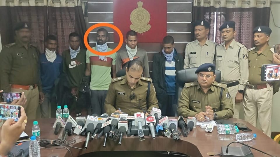 Murder of love Santoshi was pressurizing for marriage Sonu killed her in Korba